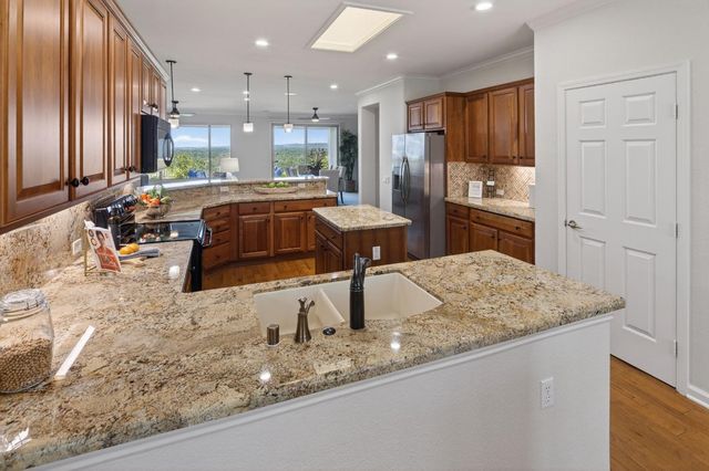 2260 Hidden Hills Ln, Lincoln, CA 95648