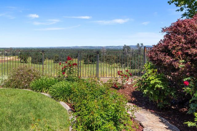 2260 Hidden Hills Ln, Lincoln, CA 95648