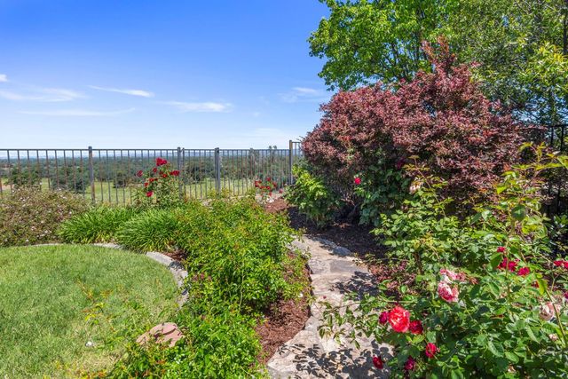 2260 Hidden Hills Ln, Lincoln, CA 95648