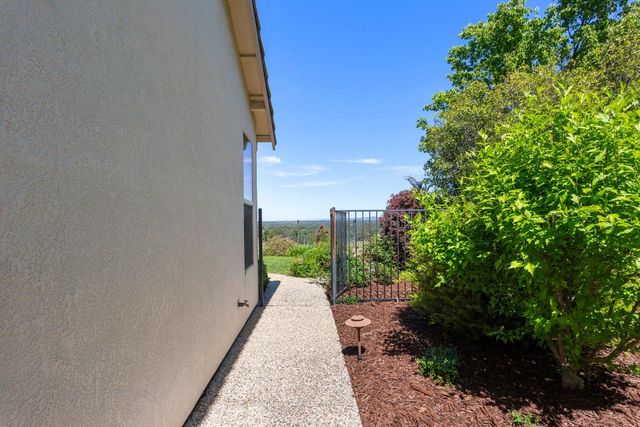 2260 Hidden Hills Ln, Lincoln, CA 95648