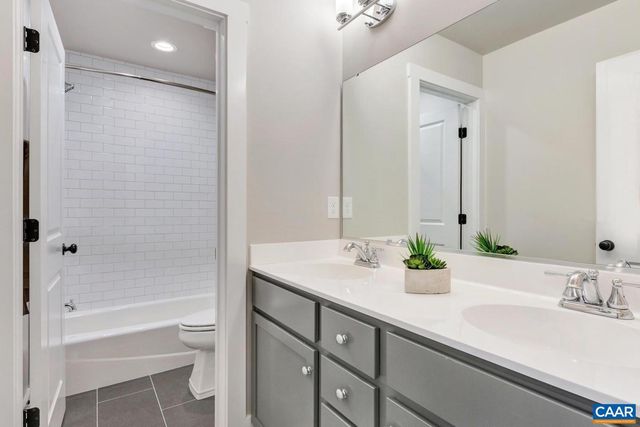 8 ODOM CT #B, Charlottesville, VA 22901