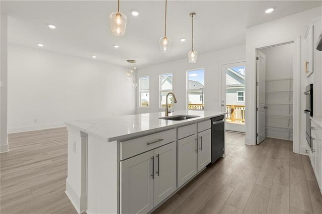 1937 Quarry Park NW Place, Atlanta, GA 30318