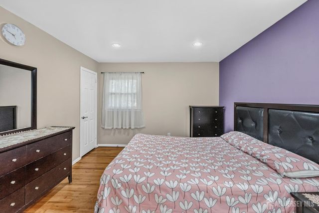 66 Janice Drive, Spotswood, NJ 08884