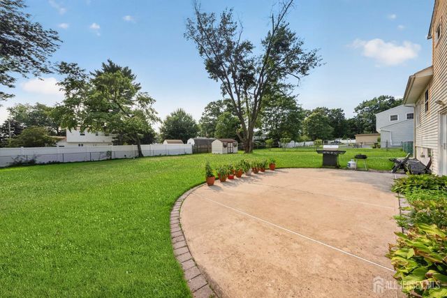 66 Janice Drive, Spotswood, NJ 08884