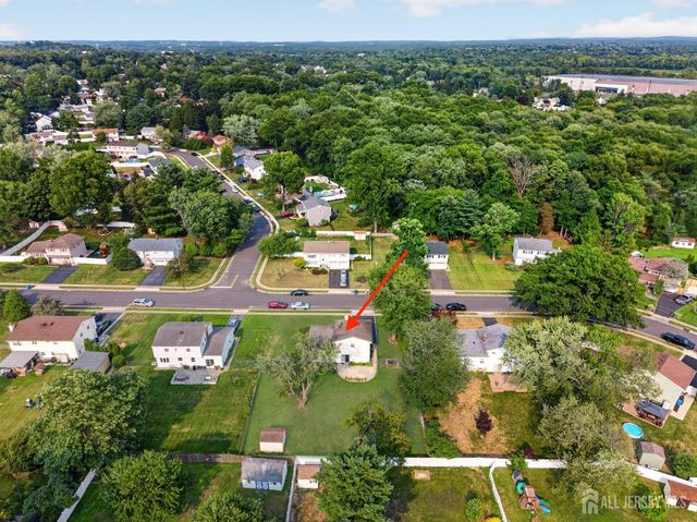 66 Janice Drive, Spotswood, NJ 08884