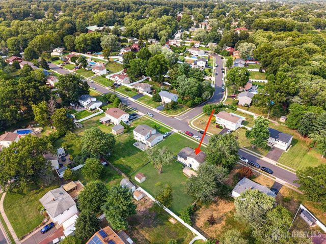 66 Janice Drive, Spotswood, NJ 08884