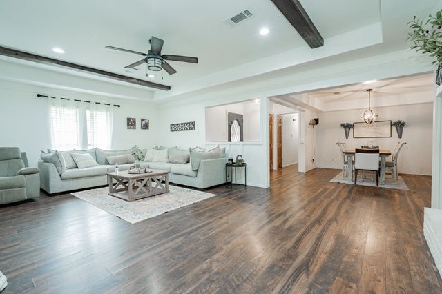 232 W Oaks Circle, Sulphur Springs, TX 75482