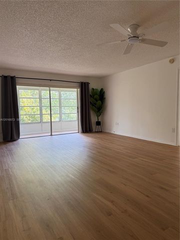 8280 SW 24th St 7311, North Lauderdale, FL 33068