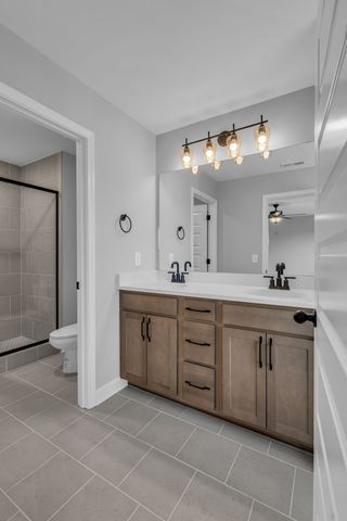 352 Twig PVT Court, Hendersonville, TN 37075