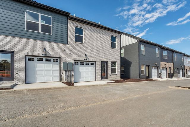 352 Twig PVT Court, Hendersonville, TN 37075