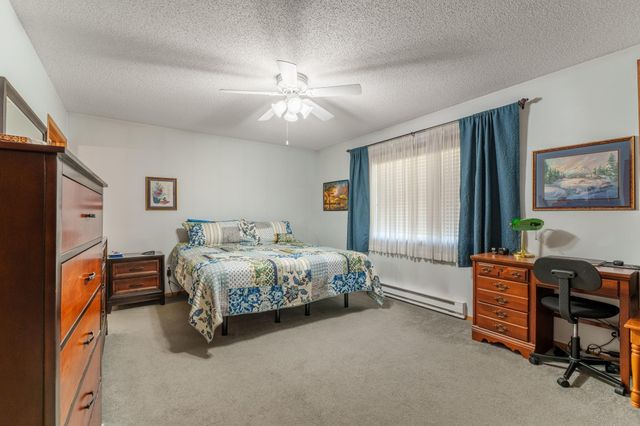 804 51st Street S, Fargo, ND 58103