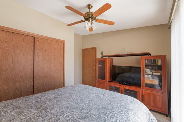 804 51st Street S, Fargo, ND 58103