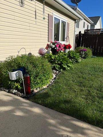 804 51st Street S, Fargo, ND 58103