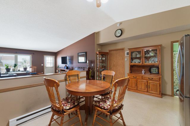 804 51st Street S, Fargo, ND 58103