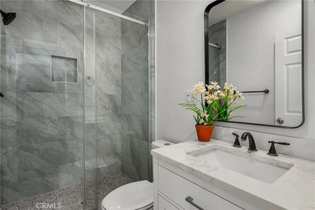 501 Ave B C, Redondo Beach, CA 90277