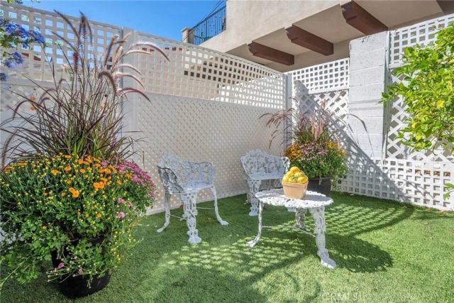 501 Ave B C, Redondo Beach, CA 90277