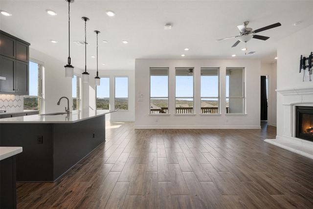 19113 Freeman CIR, Austin, TX 78738