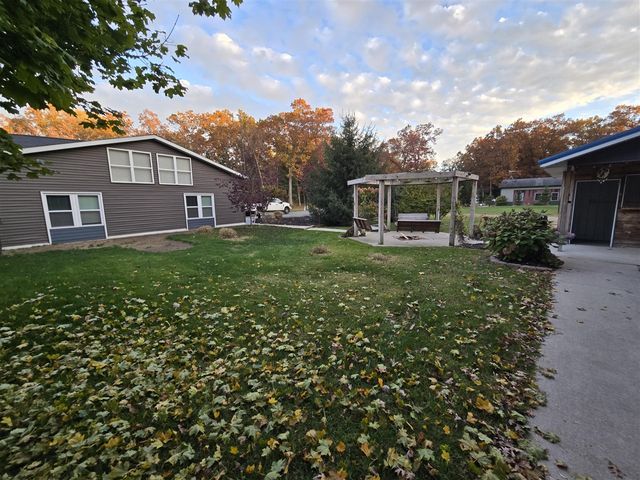 1780 Shady Lane, Allegan, MI 49010