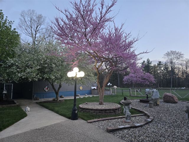 1780 Shady Lane, Allegan, MI 49010