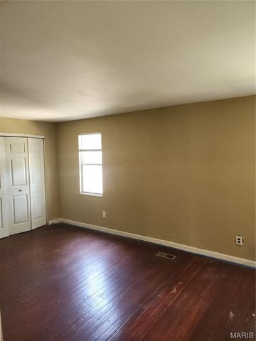 8972 Edna Street, St Louis, MO 63147