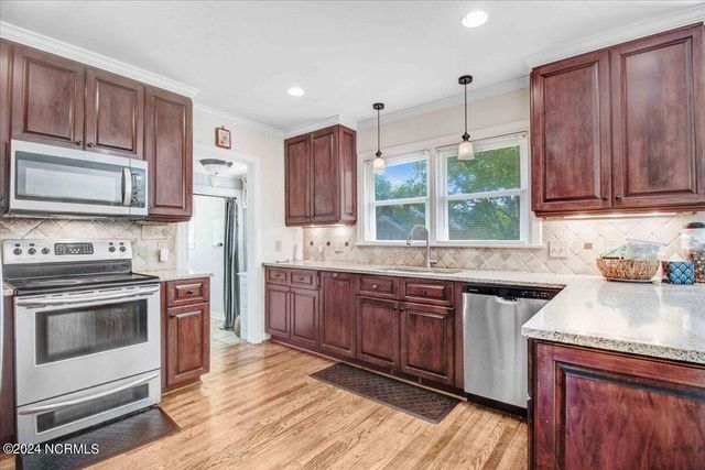 1803 Sedgefield Drive, Kinston, NC 28504