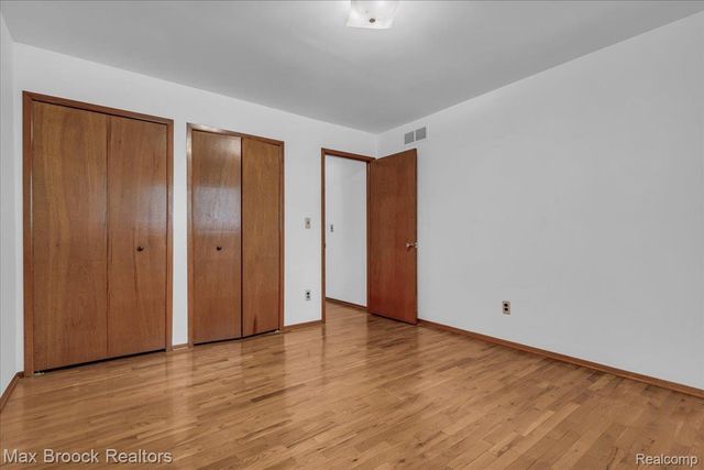 35656 Saxony Drive, Sterling Heights, MI 48310