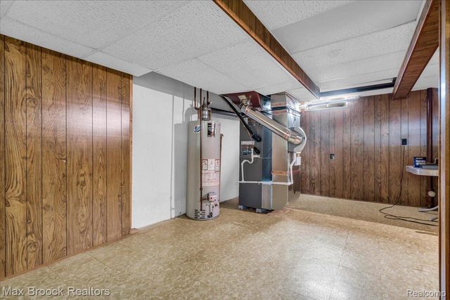 35656 Saxony Drive, Sterling Heights, MI 48310