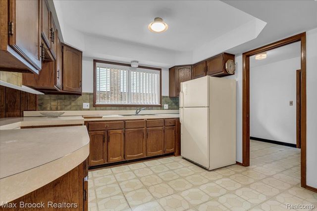 35656 Saxony Drive, Sterling Heights, MI 48310