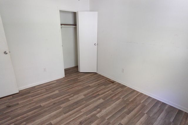 217 Tupperway Drive, Summerville, SC 29483