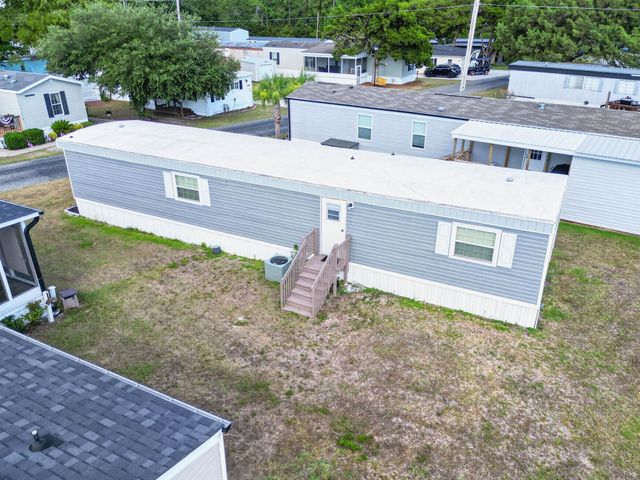 1511 Tanglewood Ave, North Myrtle Beach, SC 29582