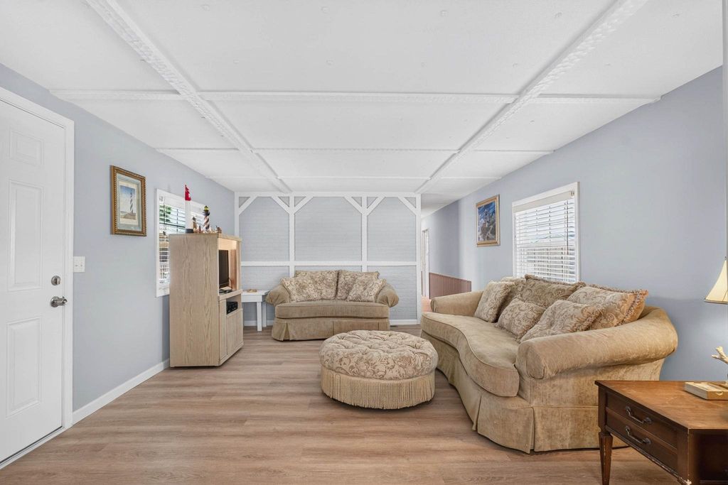 1511 Tanglewood Ave, North Myrtle Beach, SC 29582 — photo 4