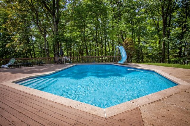18 Horizon Dr, Mendham Twp., NJ 07945