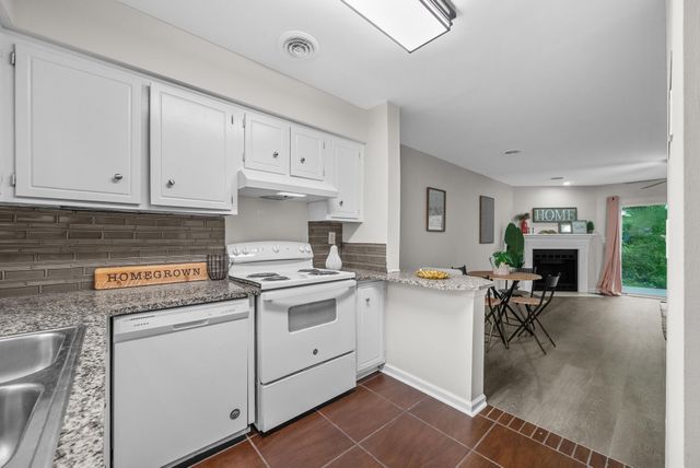 109 Azalea Ct, Clarksville, TN 37042