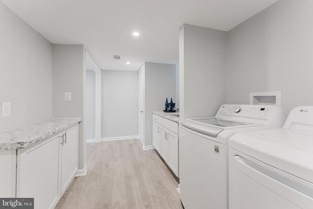 5822 BROOKVIEW DR, Alexandria, VA 22310