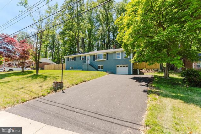 5822 BROOKVIEW DR, Alexandria, VA 22310