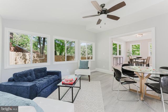 5822 BROOKVIEW DR, Alexandria, VA 22310