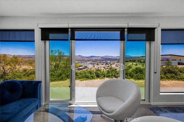 6177 Mandarin Road, Yucca Valley, CA 92284