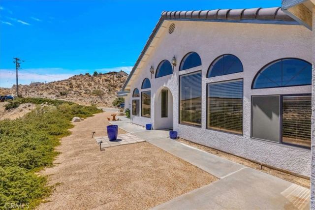 6177 Mandarin Road, Yucca Valley, CA 92284