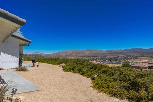 6177 Mandarin Road, Yucca Valley, CA 92284