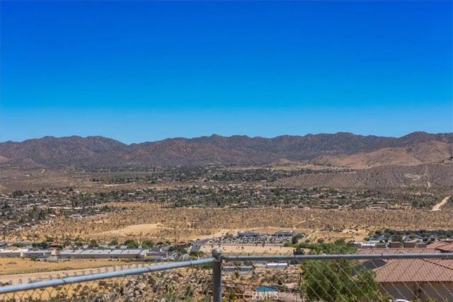6177 Mandarin Road, Yucca Valley, CA 92284