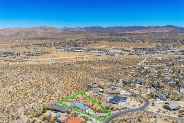 6177 Mandarin Road, Yucca Valley, CA 92284