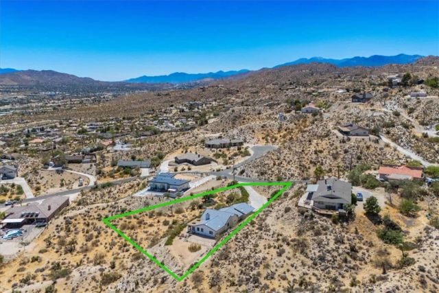 6177 Mandarin Road, Yucca Valley, CA 92284