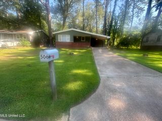 506 Daniel Circle, Jackson, MS 39212