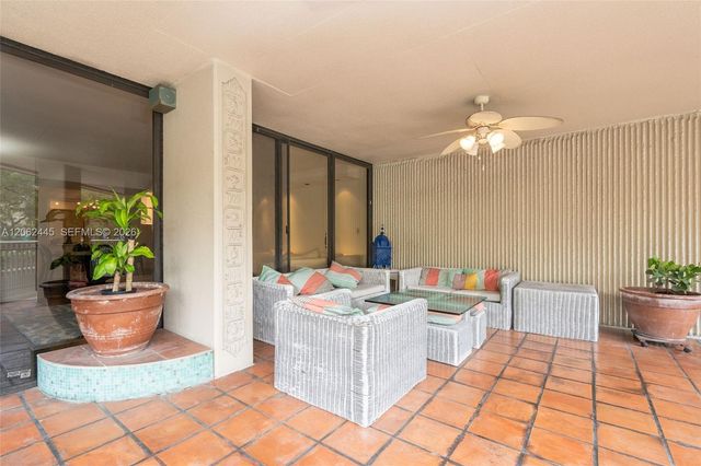 2901 S Bayshore Dr 2G, Miami, FL 33133