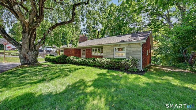 144 Maple Street, Seymour, CT 06483