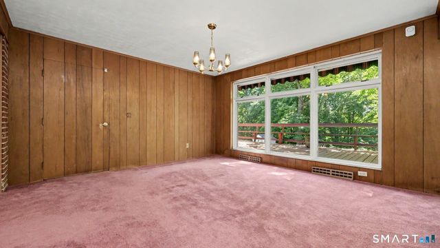 144 Maple Street, Seymour, CT 06483