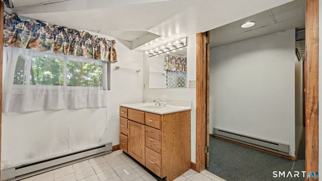 144 Maple Street, Seymour, CT 06483