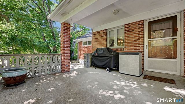 144 Maple Street, Seymour, CT 06483