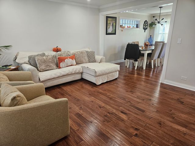 614 Forest Road, La Grange Park, IL 60526