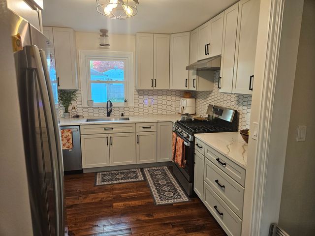 614 Forest Road, La Grange Park, IL 60526